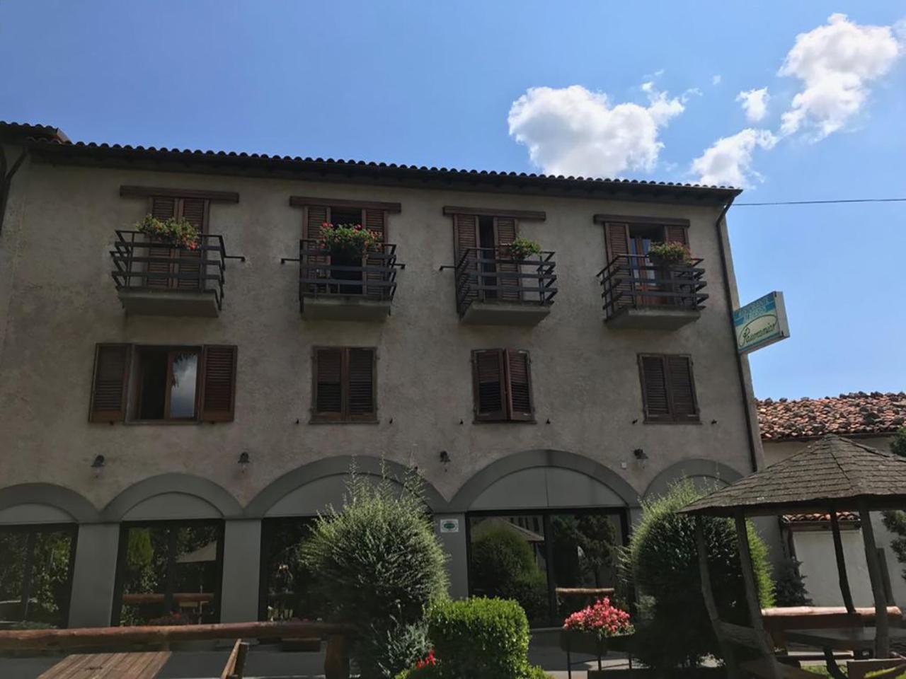Hotel Panoramico Corfino Exterior photo